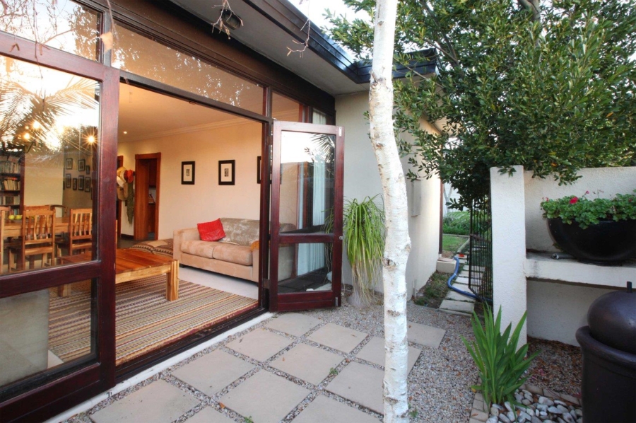 4 Bedroom Property for Sale in Welgemoed Western Cape